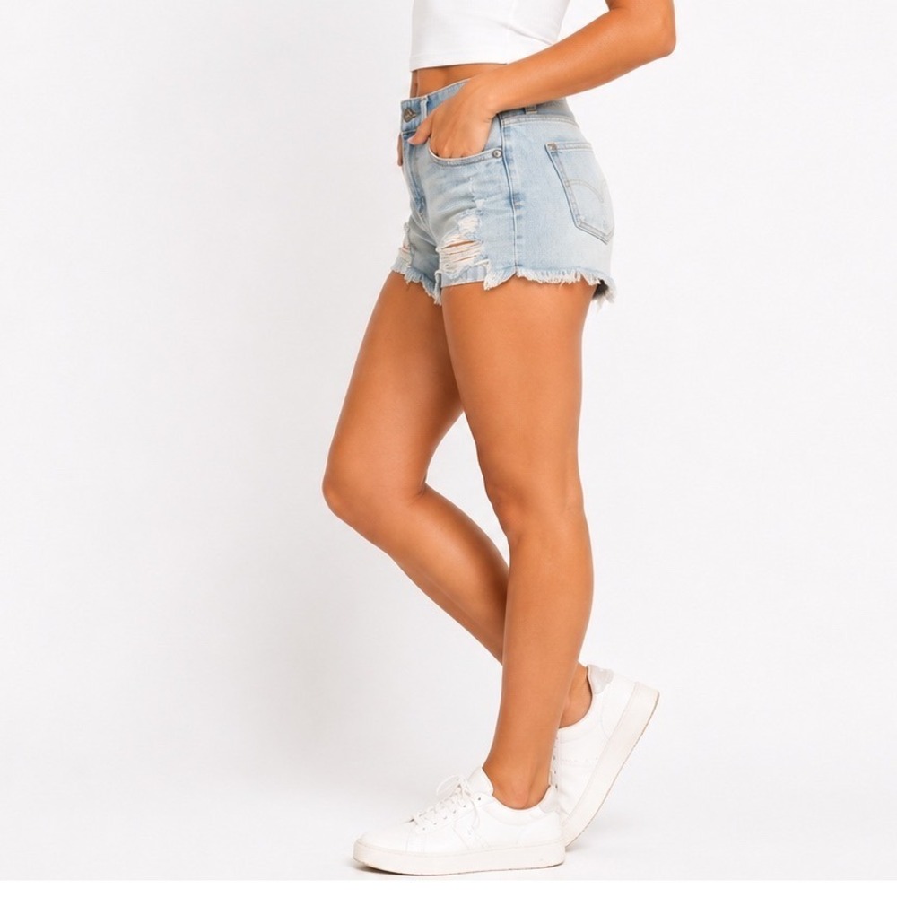 American Eagle Outfitters Denim 4 Shorts Distressed  Women Frayed Hem Light Wash